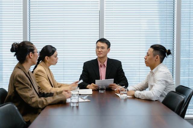 Management d'équipe en PME : les pratiques qui font tenir un groupe dans la durée Management d'équipe en PME : les pratiques qui font tenir un groupe dans la durée