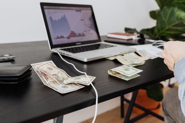 Financer une entreprise : sources, aides et montages à chaque étape Financer une entreprise : sources, aides et montages à chaque étape